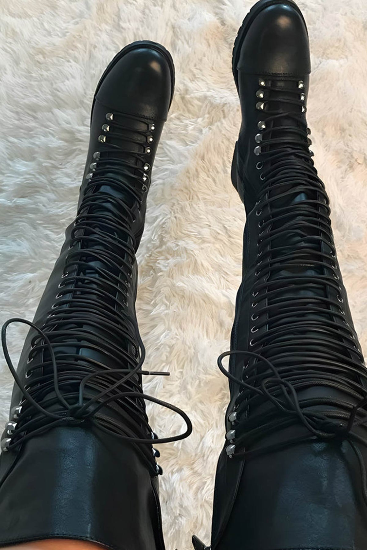 LM | Over-the-knee boots with lacing