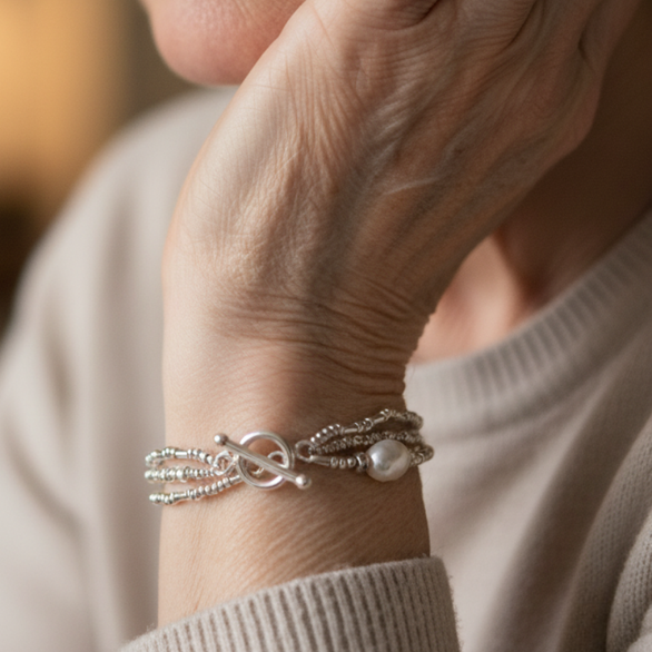 Romantic Pearl Bracelet for Special Moments