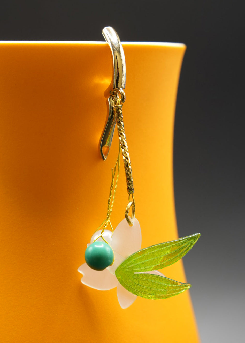 White Flower Tasseled Acrylic Drop Earrings