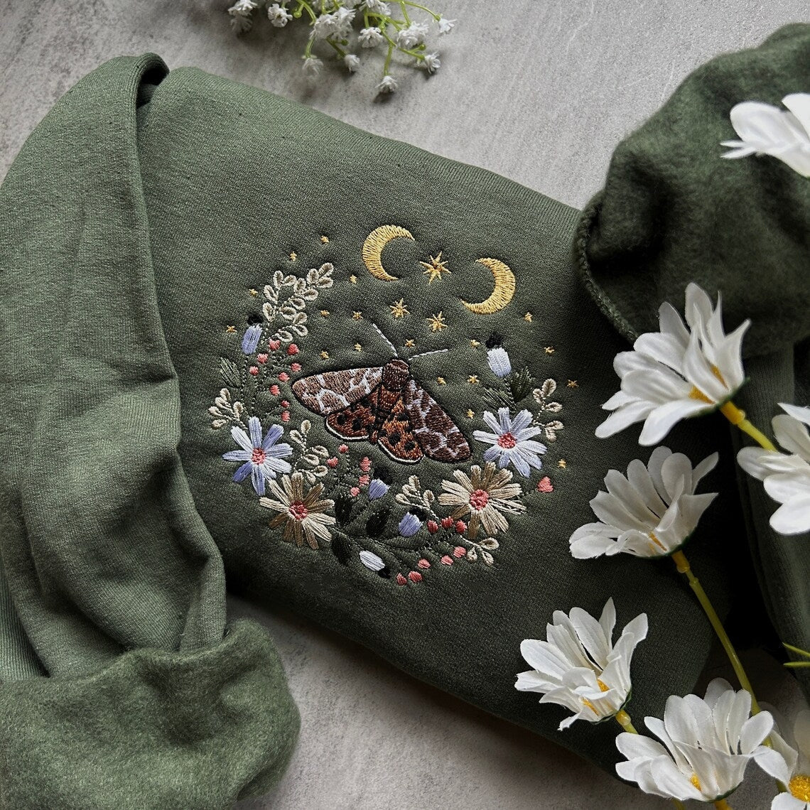 Comstylish Respect Wildlife Butterfly Embroidered Sweatshirt