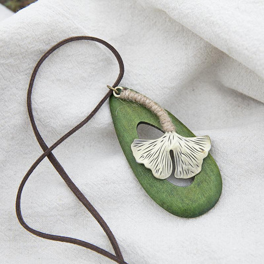 Exquisite Ginkgo Copper Green Drop Shape Pendant Necklace