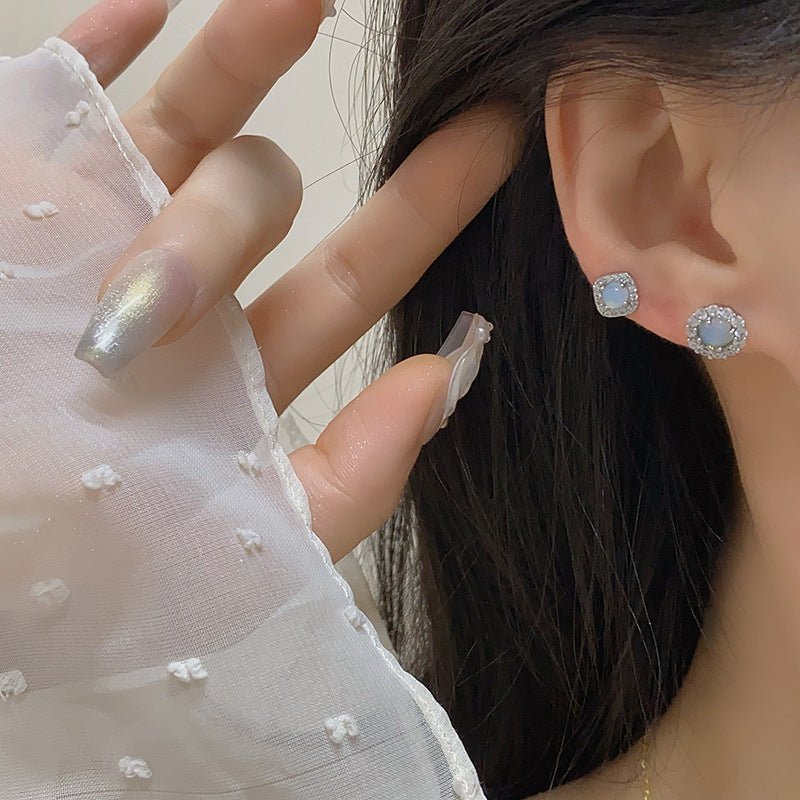 Baroque Stud Earrings - Rachelle