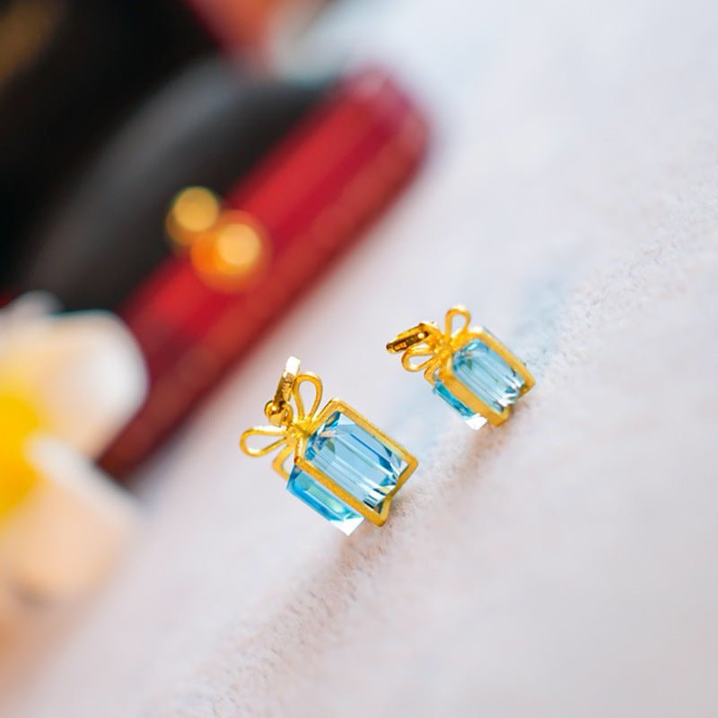 [sample ] Blue Gift Box Necklace