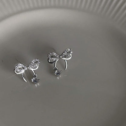 [] Delilah Bow Earrings