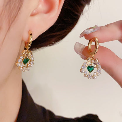 Bow Wreath Green Heart Earrings