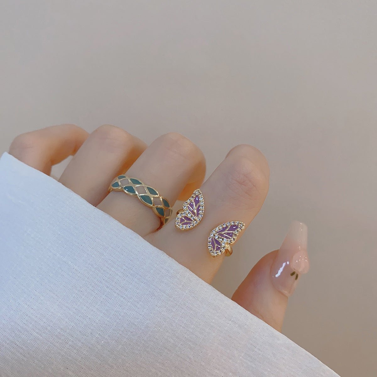 [] Butterfly Ring Set