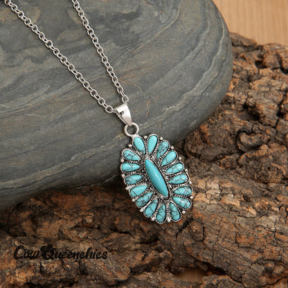 Turquoise Inlaid Pendant Necklace