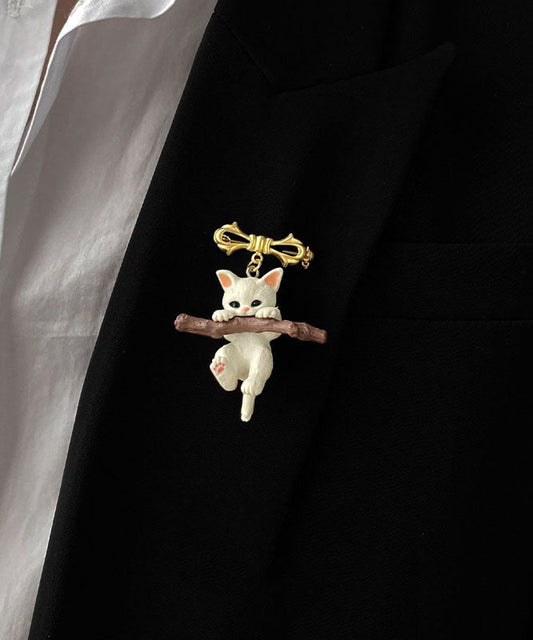 White Resin Kitten Brooch Brooches
