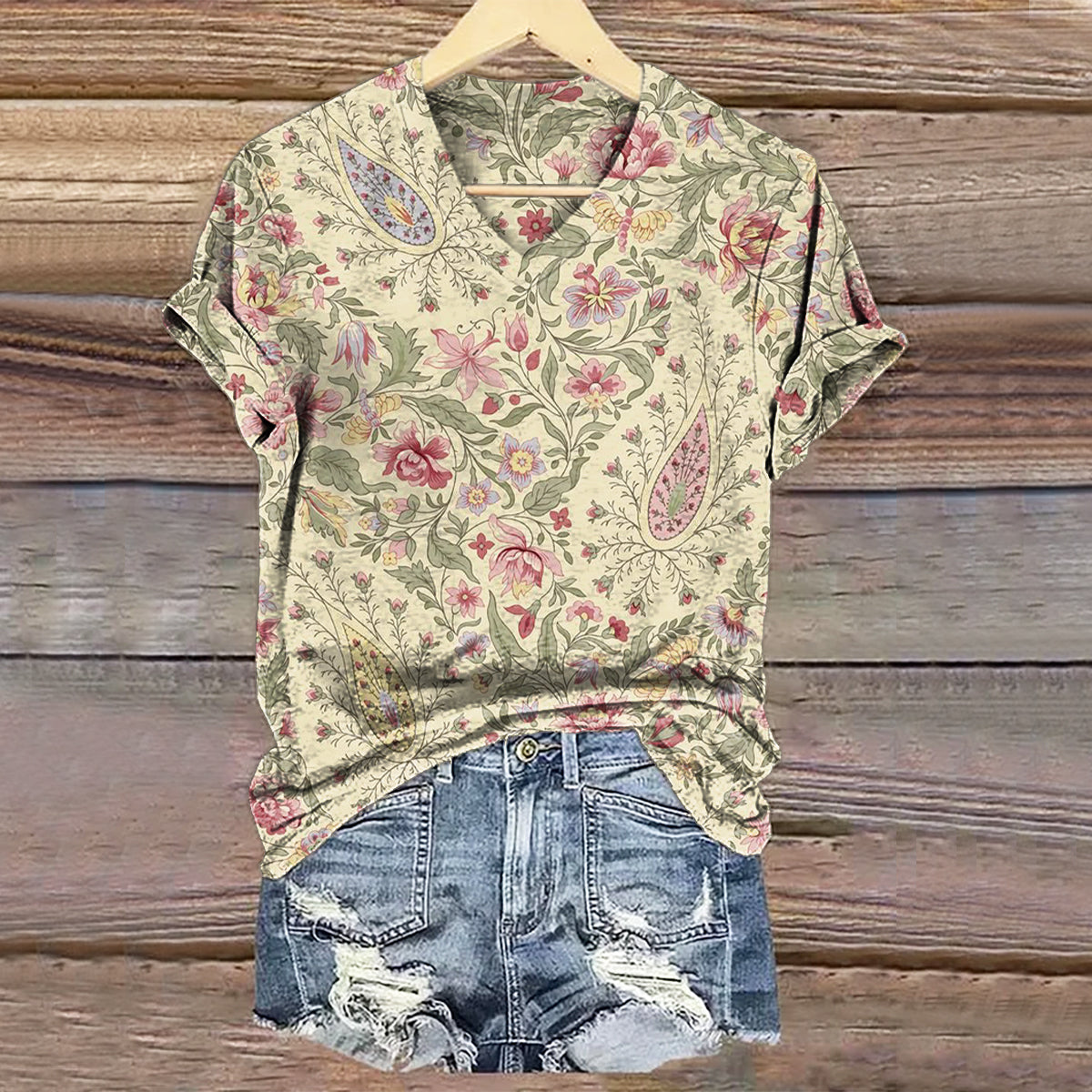 Women's Vintage Perlis Floral Art Print V-neck Casual T-Shirt