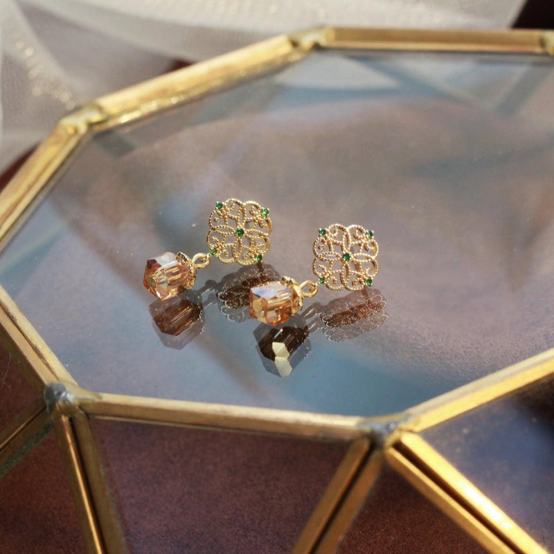 [] Amber Baroque Earrings