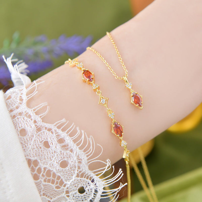 Crimson Lattice Necklace