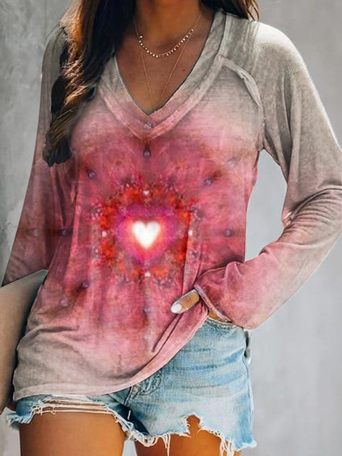 Women's Tie-Dye Heart Art Print V-Neck Long Sleeve Top