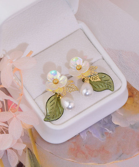 White Copper Overgild Pearl Acrylic Stud Earrings