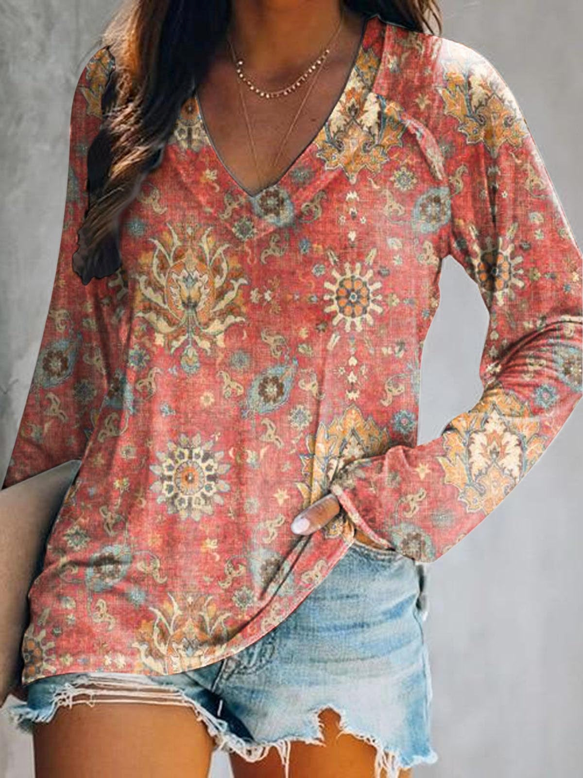 Women's Retro Ethnic Totem Art Print Casual V-neck Long Sleeve T-shirt