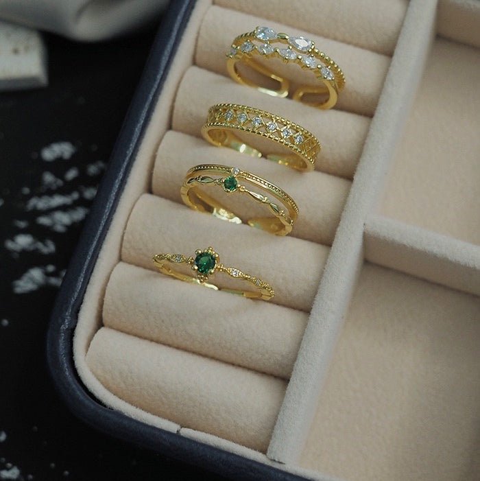 [] Lilian Emerald Ring