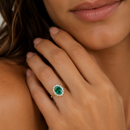 "brinley" Emerald Green Halo Ring