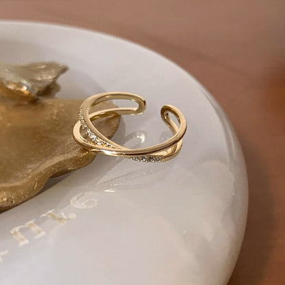 Everdale Cross Ring