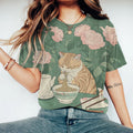 Japanese Tabby Cat Eating Noodles Print Crew Neck Short Sleeve T-shirt elevenforest