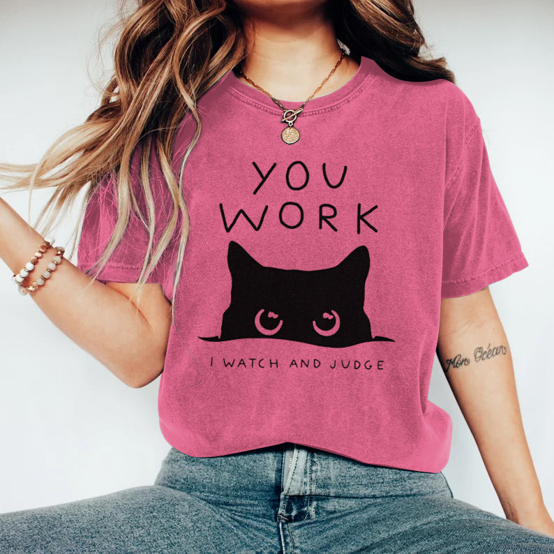 Abstract Creative A Cat That Spies Art Print  T-shirt elevenforest