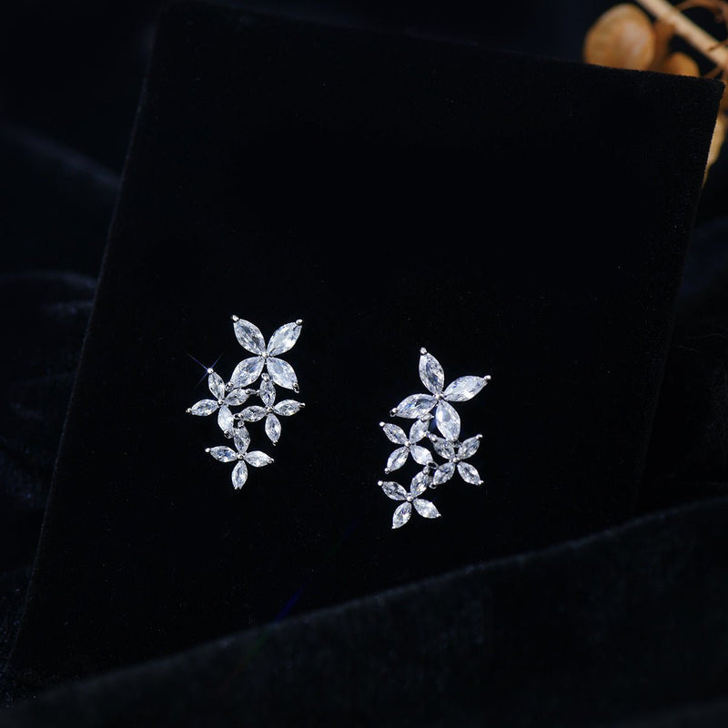 Fleur De Neige Earrings