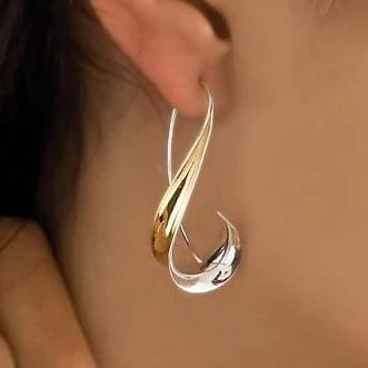 Elegant Gold Earring for Every Occasion