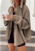 LM | Trendy coat with buttons: combines comfort and modern style