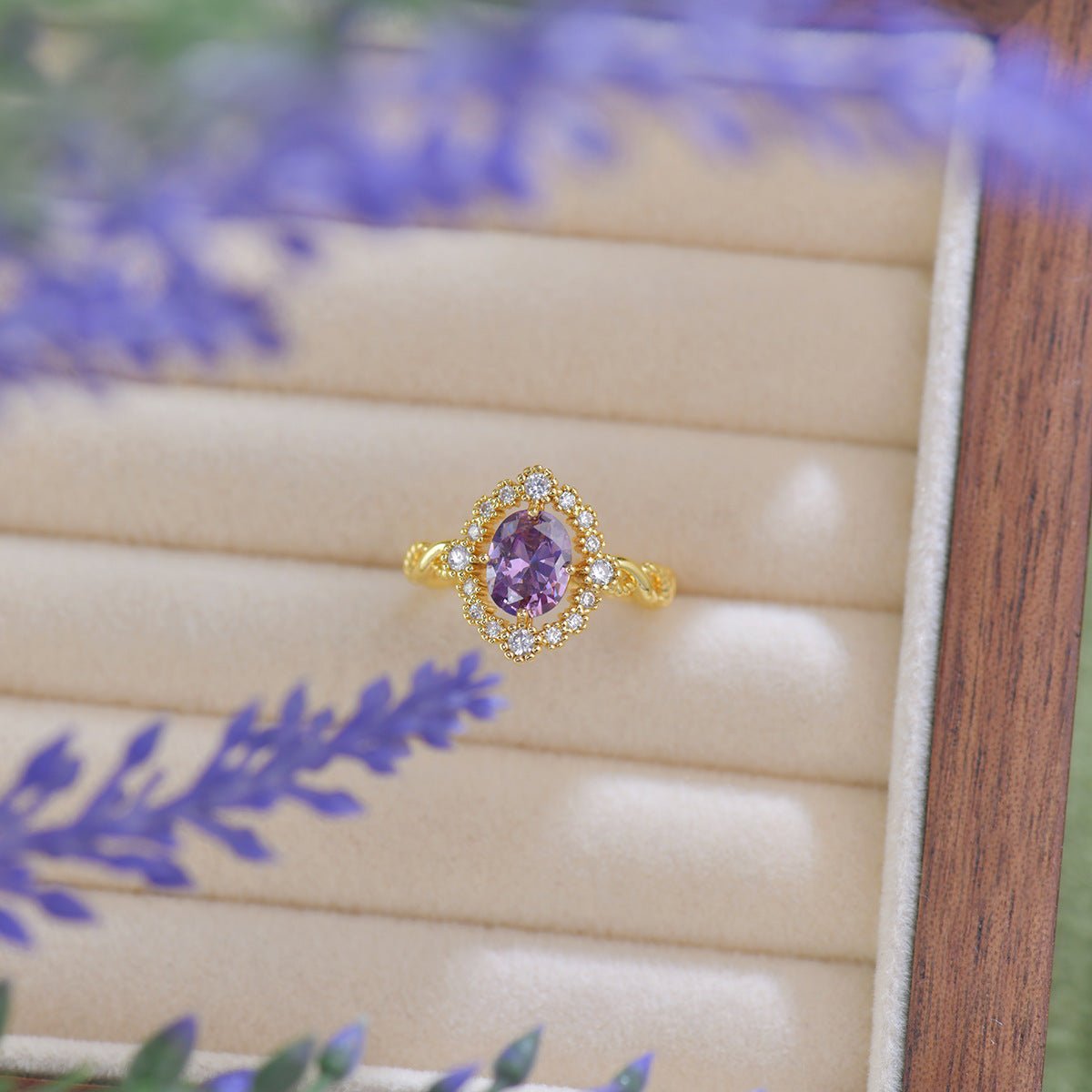 Lilac Laurel Ring