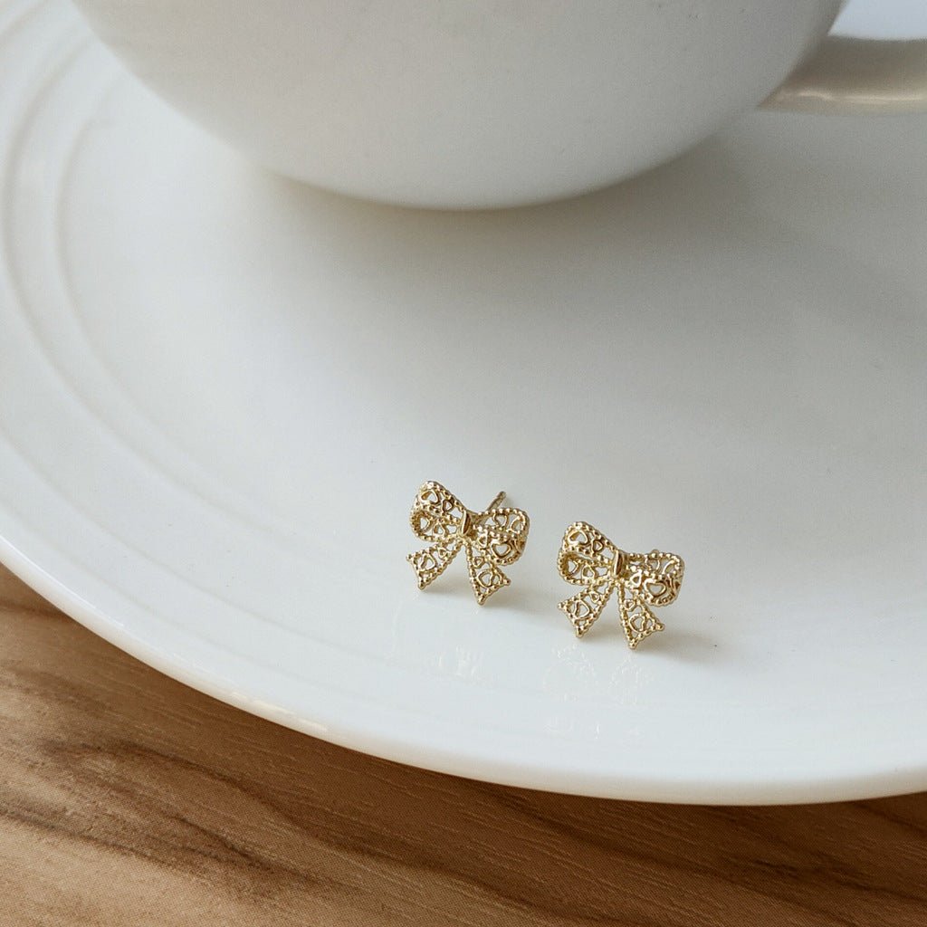 Lovelace Bow Earrings in Gold