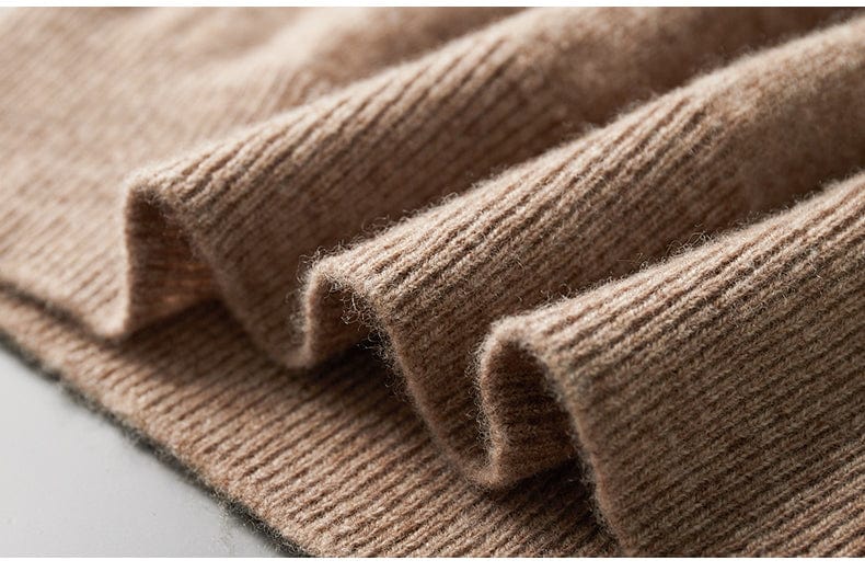 LM | Seamless knitted hoodie