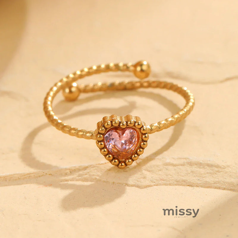 Gisselle Retro Heart Open Ring