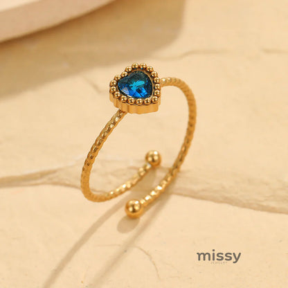 Gisselle Retro Heart Open Ring