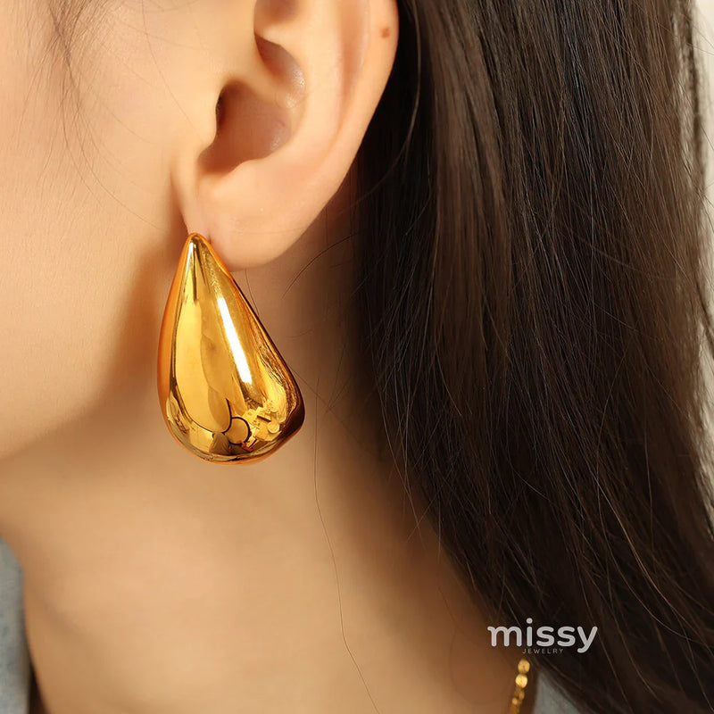 Lyrik Knot Earrings