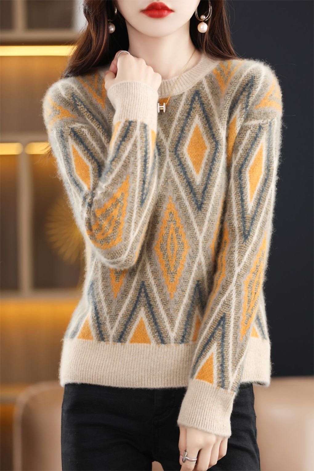 LM | Round neck knitted sweater 2024