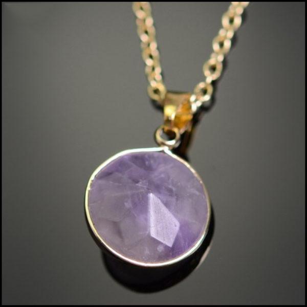 Round Gems Pendant Necklace