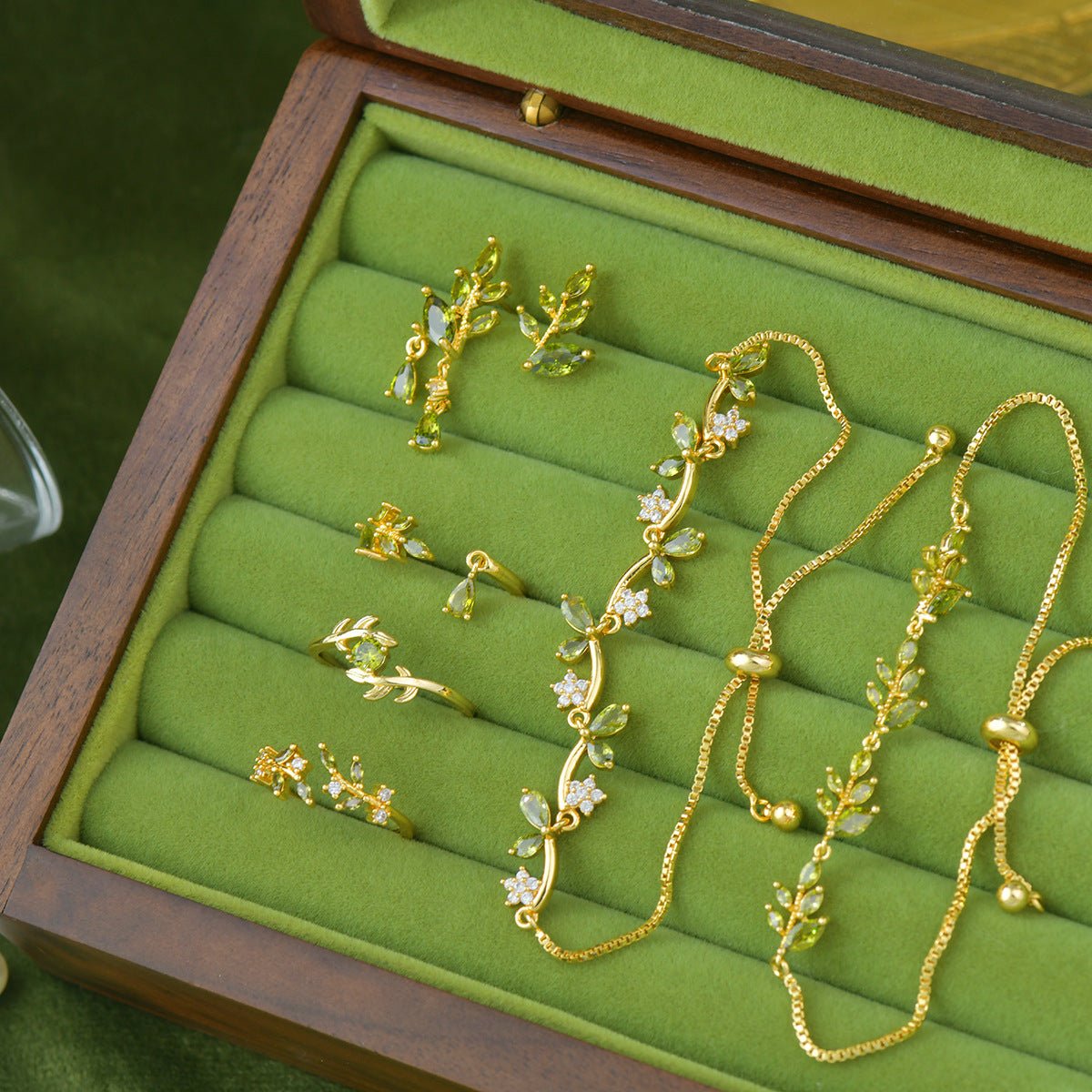 Ninfa Willow Ring