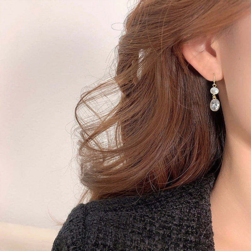 [sample ] Pearl of the Moon Earrings