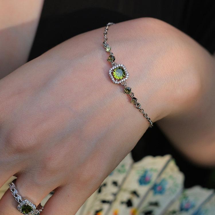 Peridot Baroque Bracelet