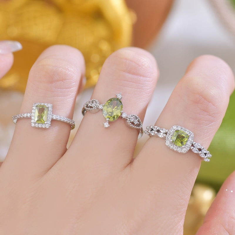 Edith Peridot Ring