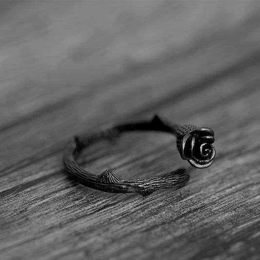 Black Rose Gothic Beauty Ring