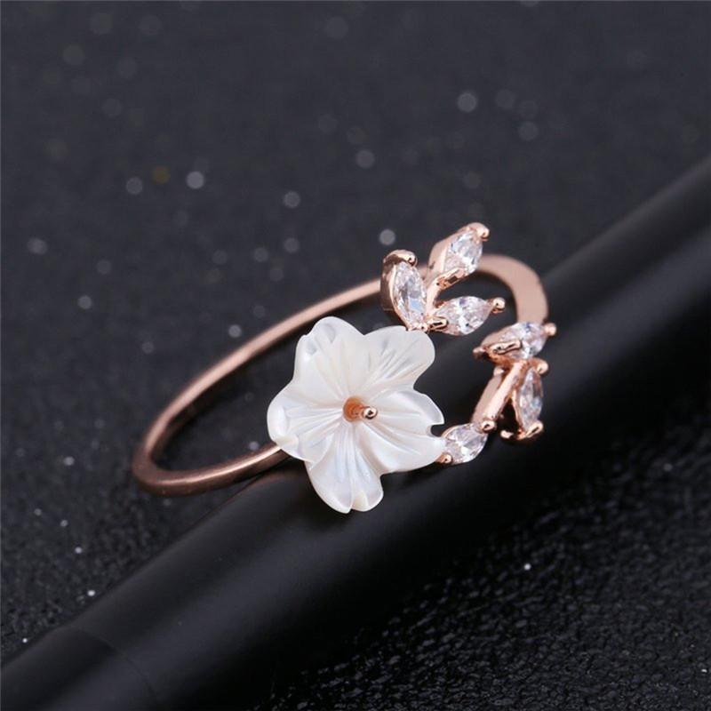 Dainty Flower Gold Ring