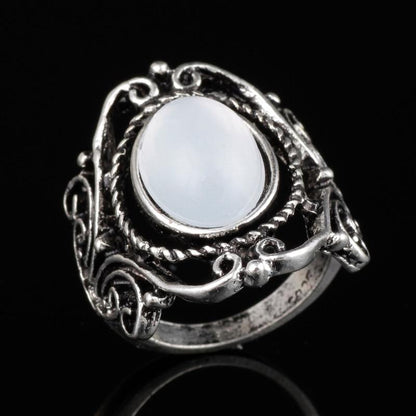 Style Oval Moonstone Ring