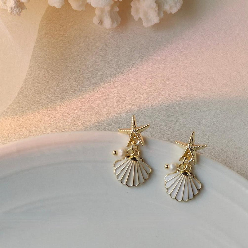 Seascape Shell Earrings (white/green)