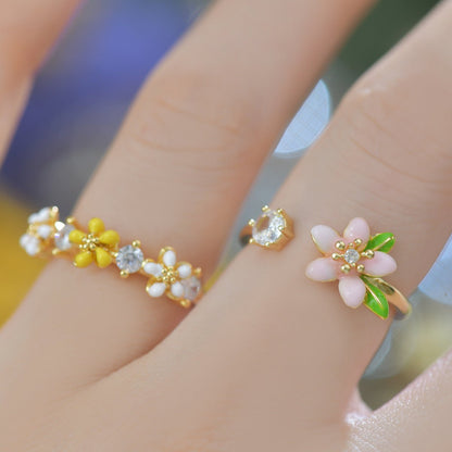 Sunshine Daisy Ring