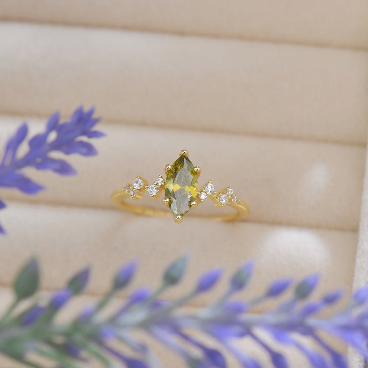 Verde Astra Ring