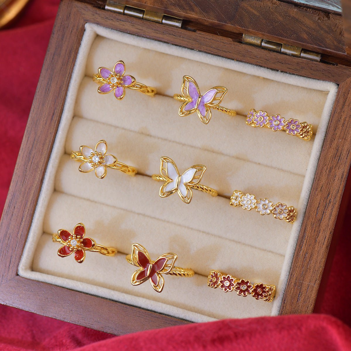 White Mariposa Ring