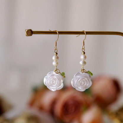 [] White Rose Earrings